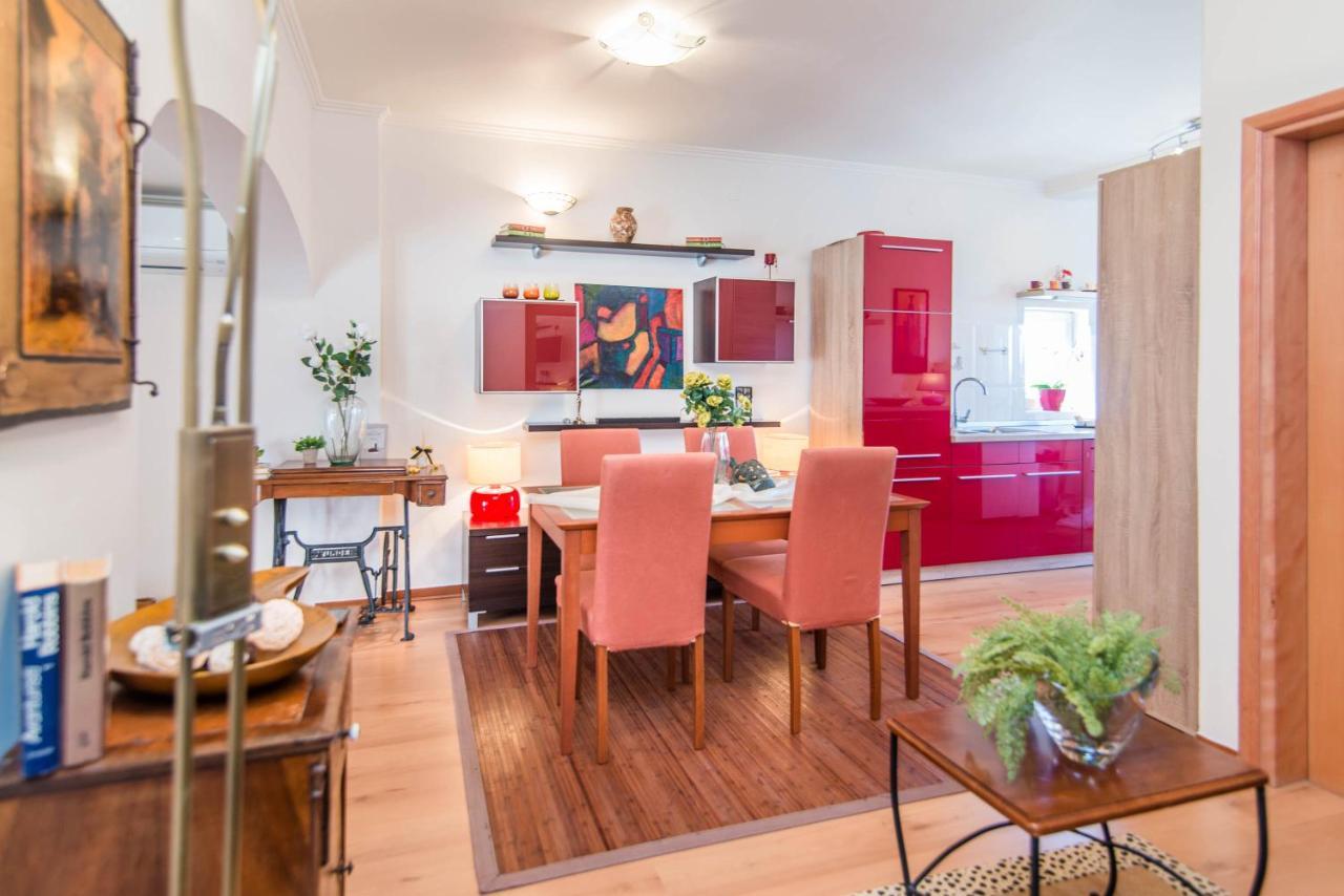 Apartment Studio Lara Rovinj Ngoại thất bức ảnh